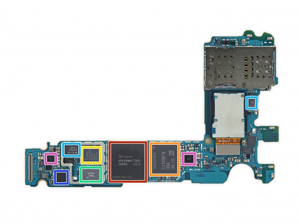 Galaxy S7 Edge'de, parçalandı