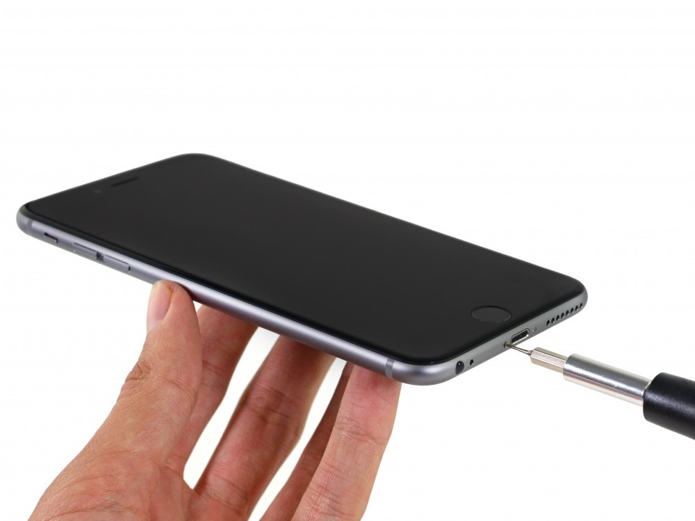 iPhone 6s Plus'ı parçaladılar