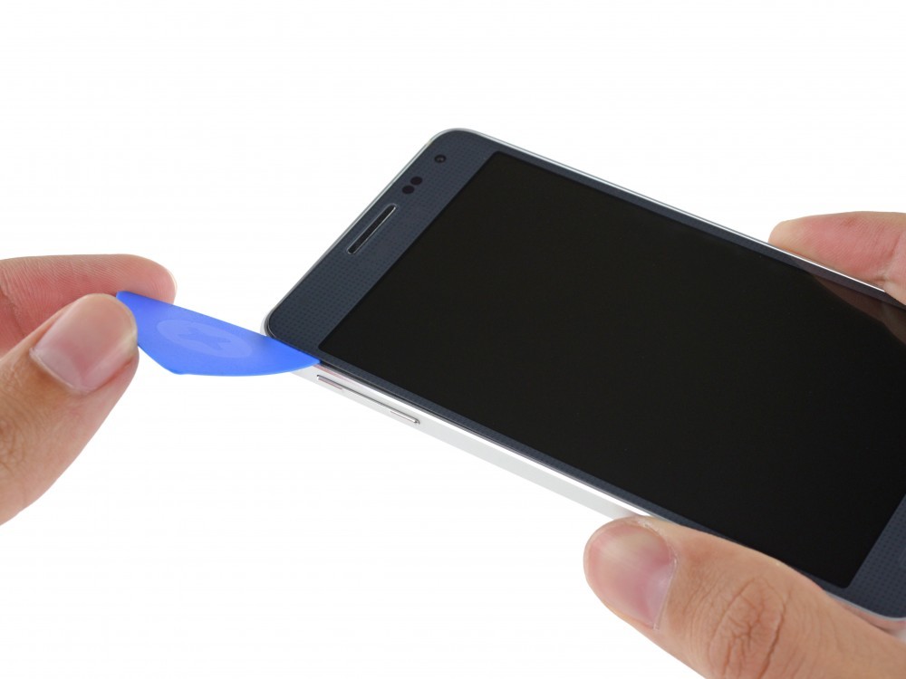 Samsung Galaxy Alpha, iFixit'in konuğu oldu