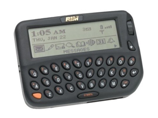 blackberry-850jpg1484903805.jpg