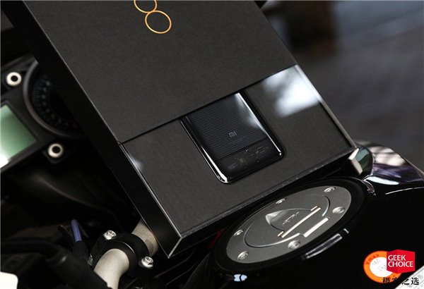 resimlerle xiaomi mi 8 explorer edition